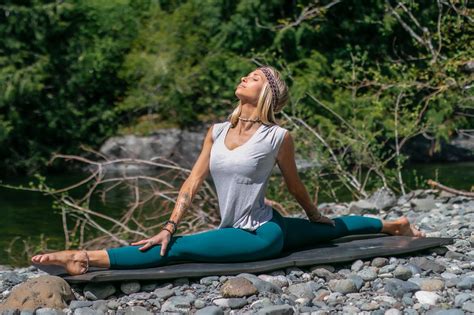 This Yin Yoga class is one of the best ways to not only increase flexibility in your legs and hips but it will also help you release any stored up negative e. . Yoga boho beautiful